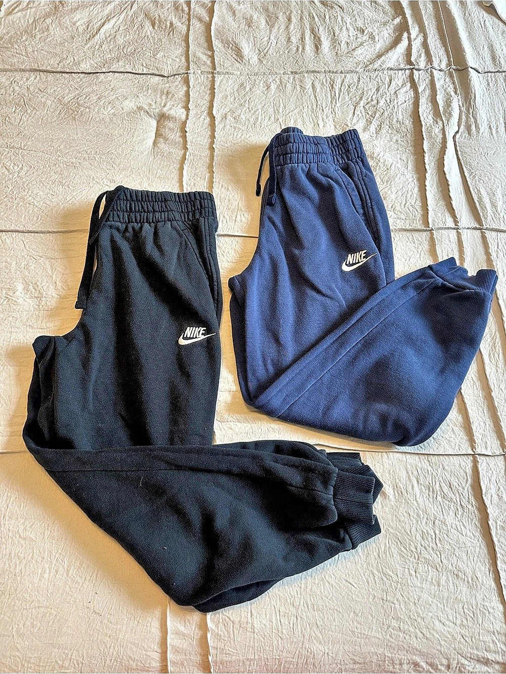 Nike Boys Fleece Joggers Size M Lot of 2 Black Navy